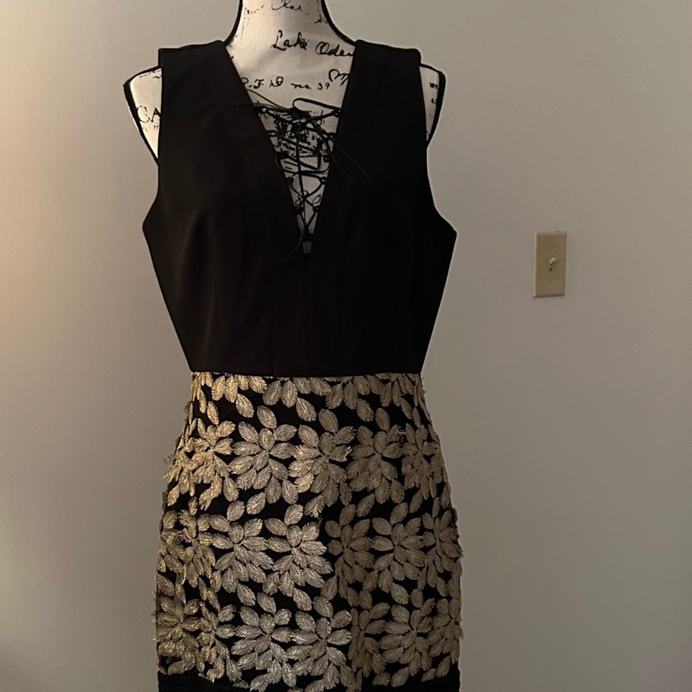 BADGLEY MISCHKA SIZE 12 LACE UP MIDI EVENING BLACK & DRESS